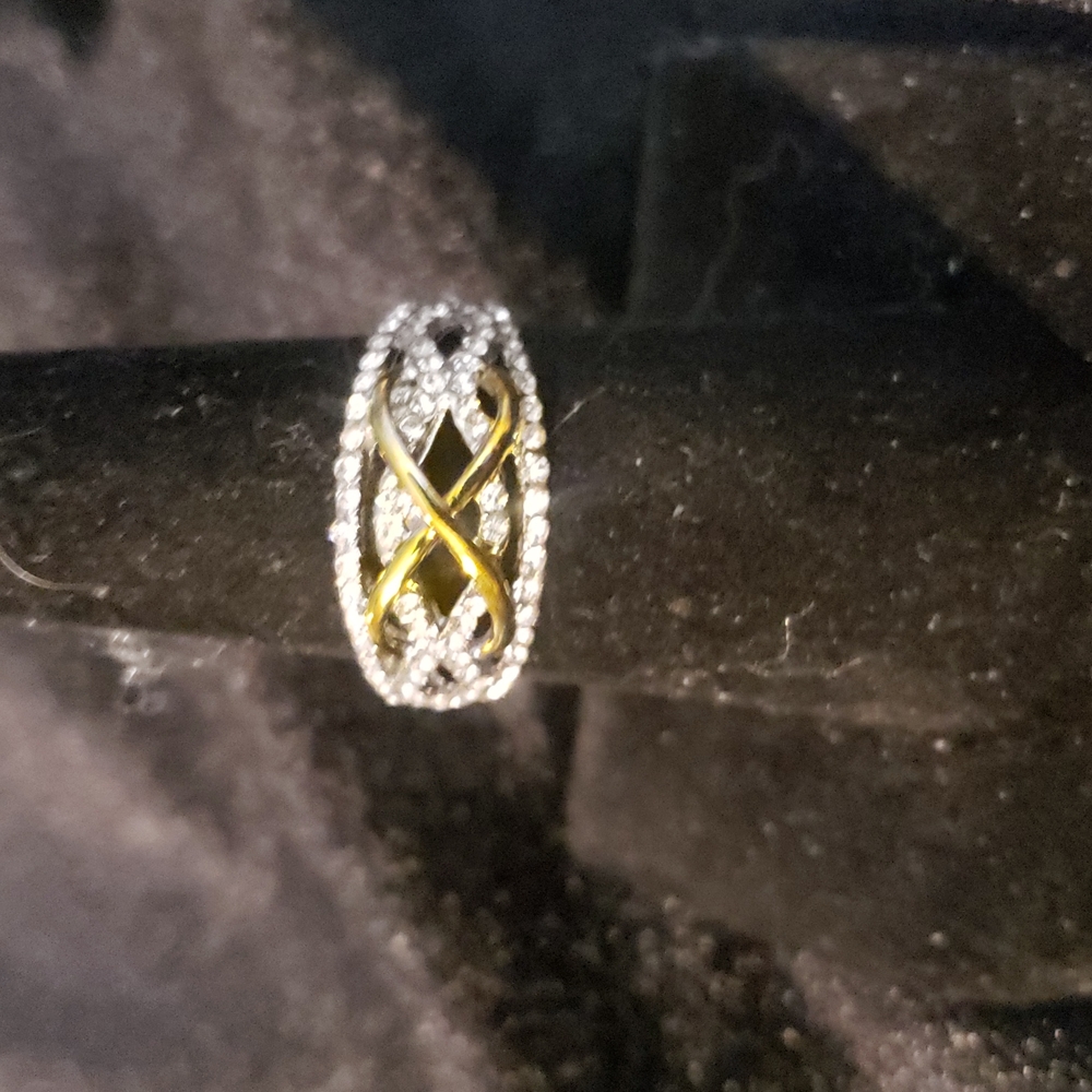 Women sterling silver ring